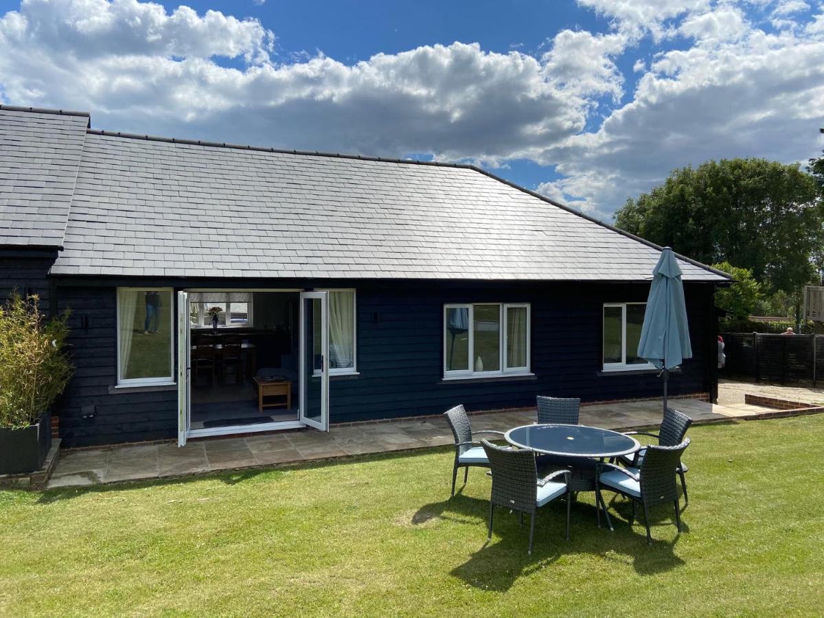 South Downs Rural Retreats Vila Worthing Exterior foto